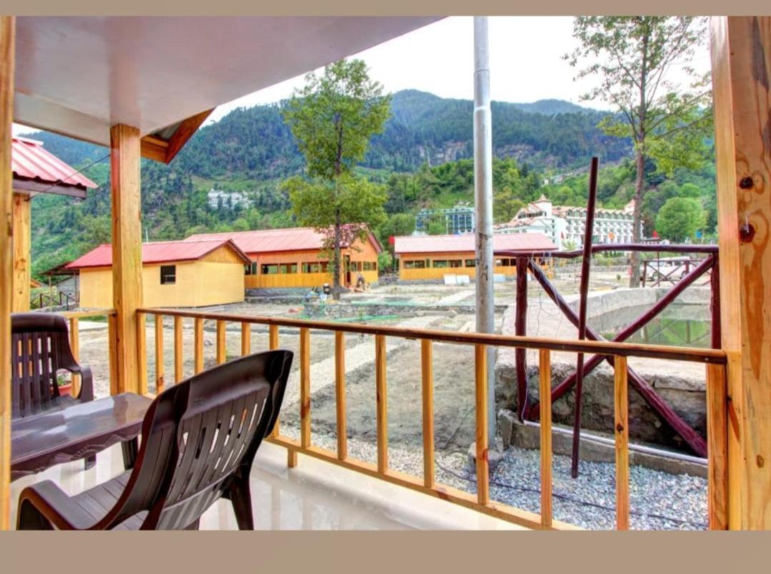 Hotel Shivalaya Retreat Manāli Exterior foto